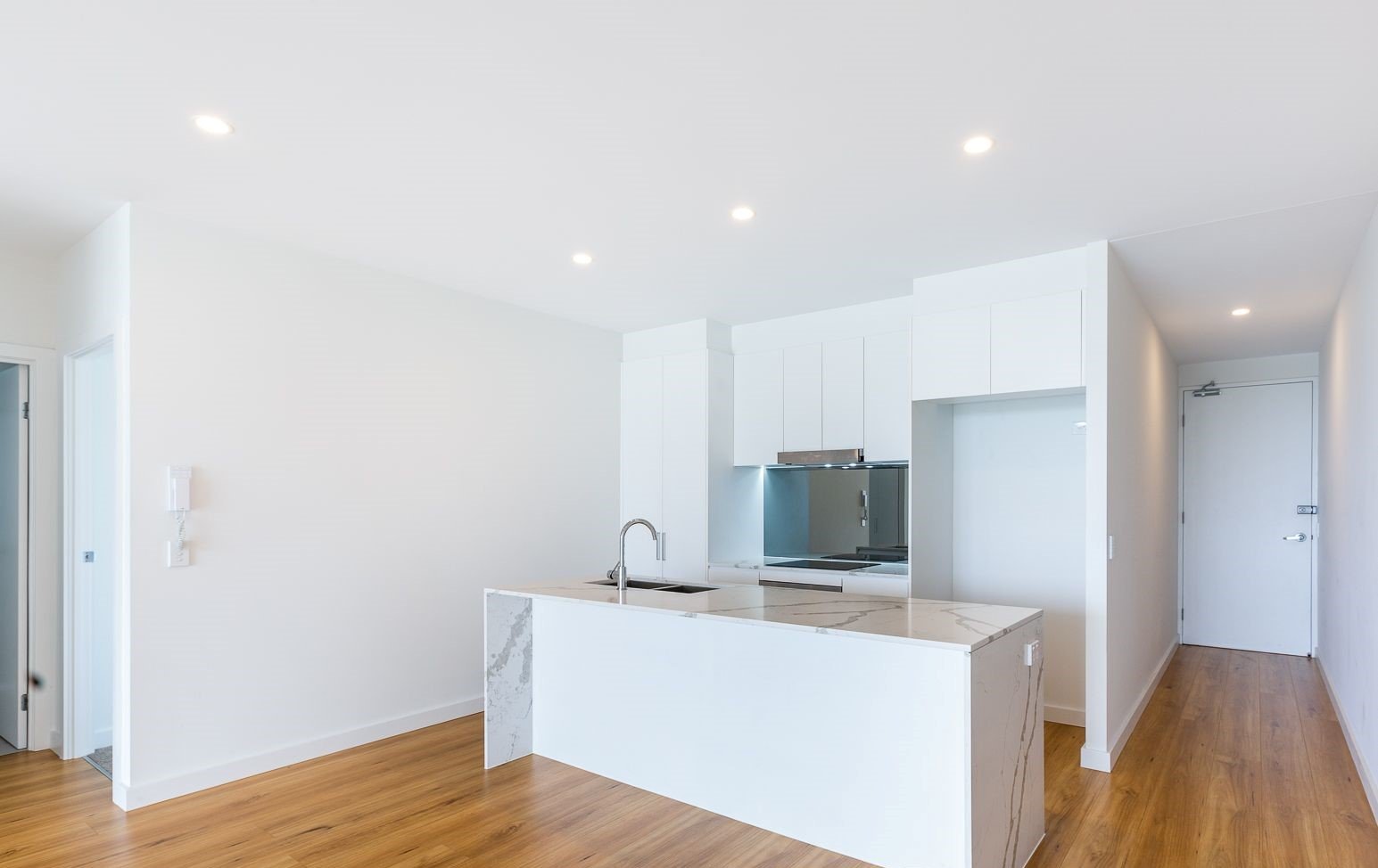 502/137 Eugaree Street SOUTHPORT 4