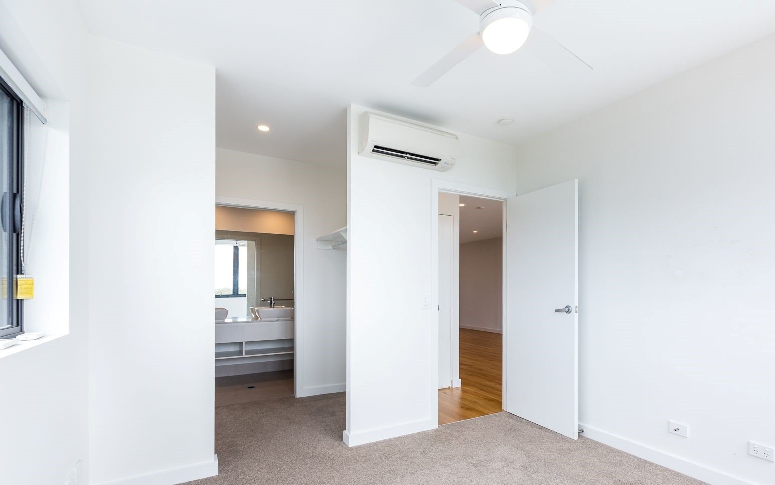 502/137 Eugaree Street SOUTHPORT 7