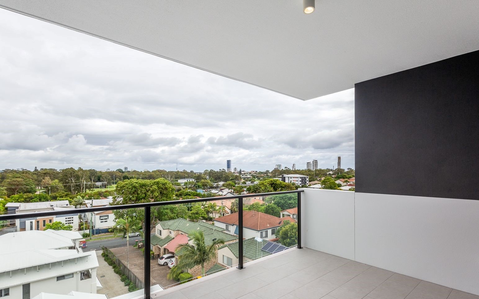 502/137 Eugaree Street SOUTHPORT 11