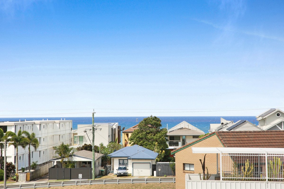 502/14 Twenty Eighth Avenue Palm Beach 3