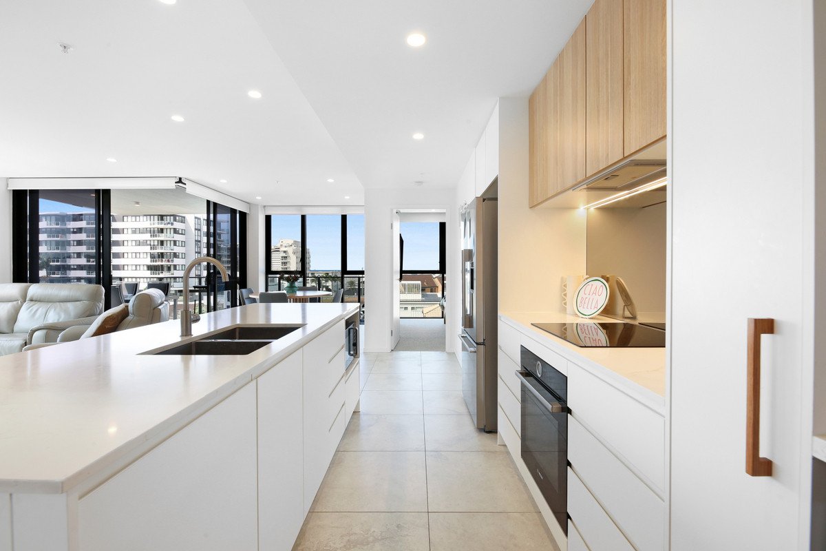 502/14 Twenty Eighth Avenue Palm Beach 6