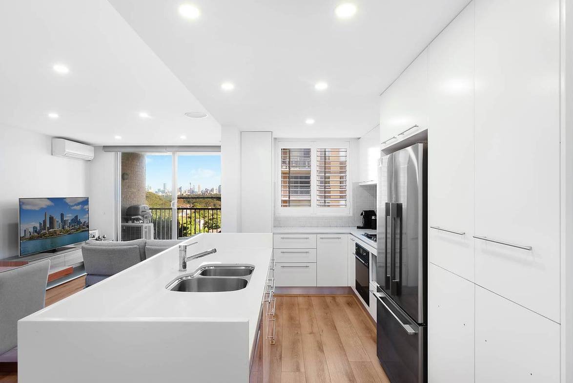 502/16 Roscrea Avenue RANDWICK 5