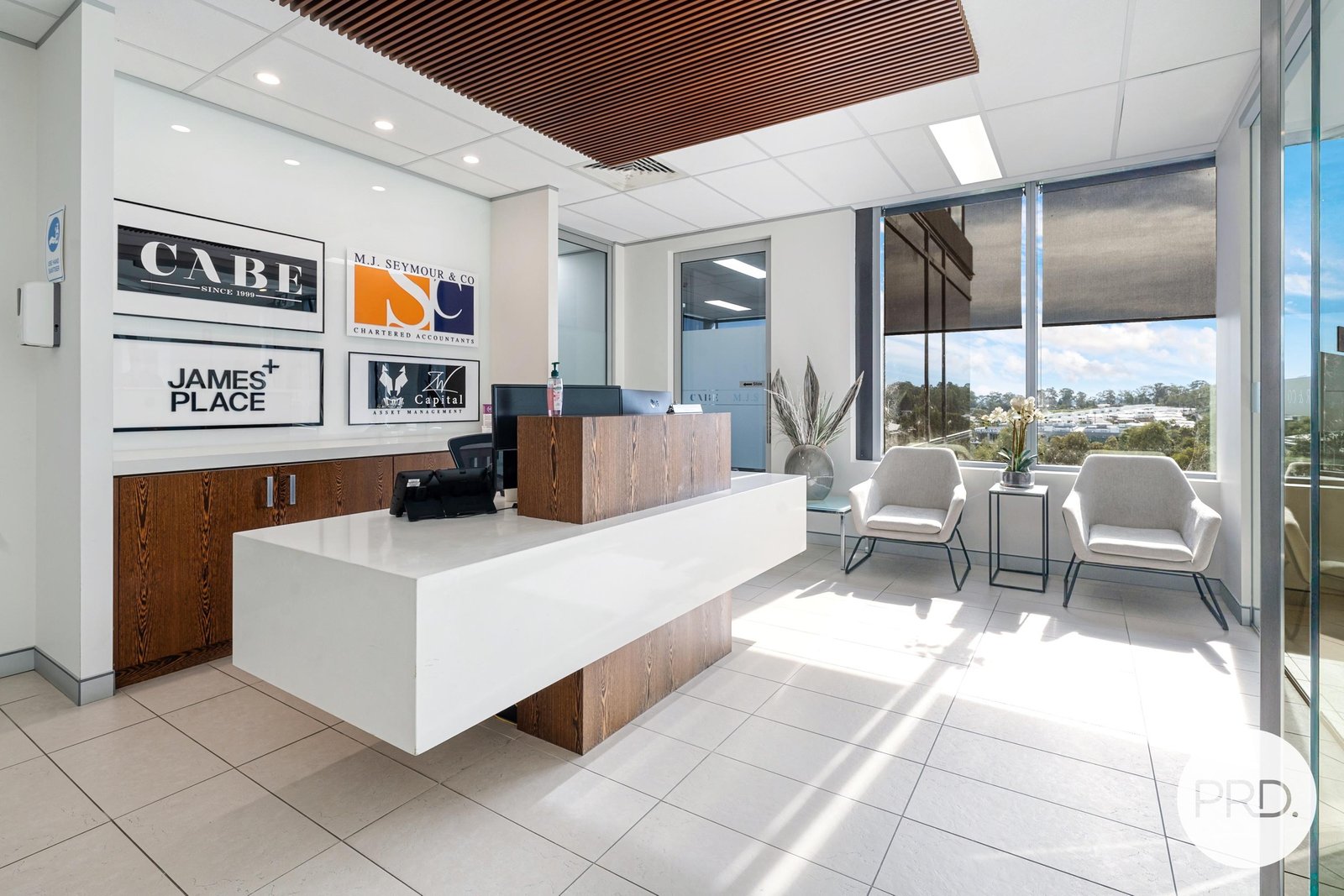 5.02/2 - 8 Brookhollow  NORWEST 3