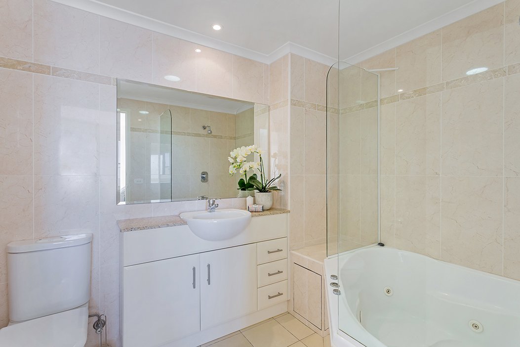 502/2 Messines Street SHOAL BAY 17