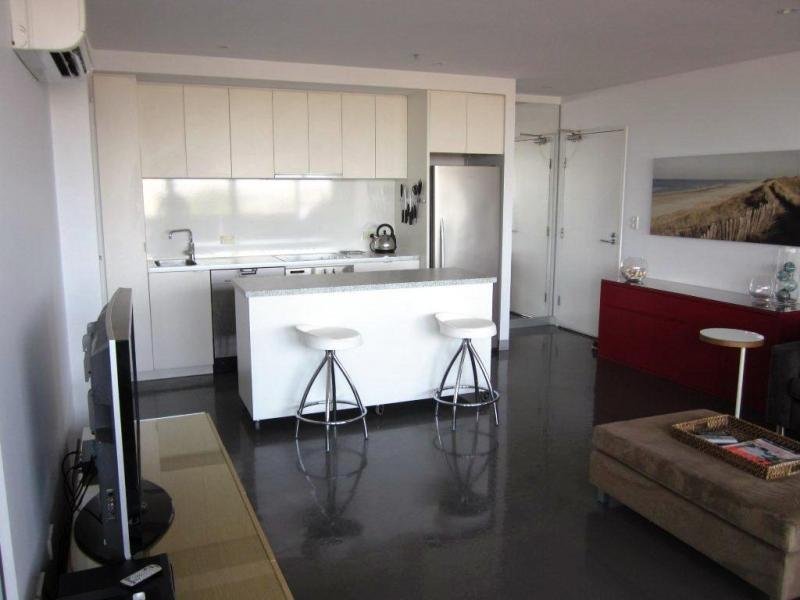 Gallery: 502/25 Pickles Street