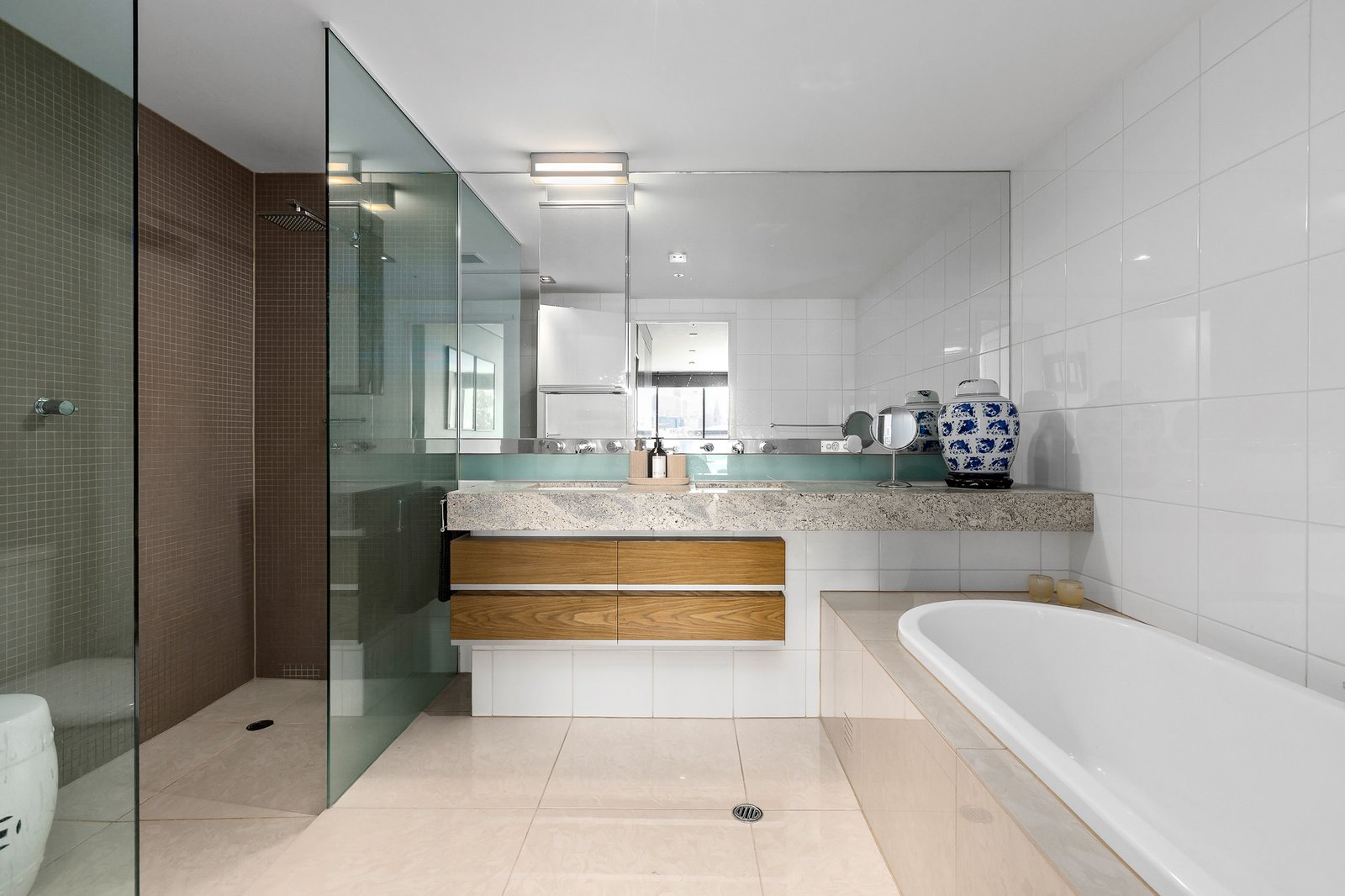 Real Estate and Property in 502/250 St Kilda Road, Southbank, VIC