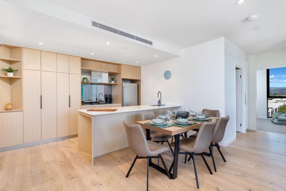 502/4 Seventeenth Avenue Palm Beach 7