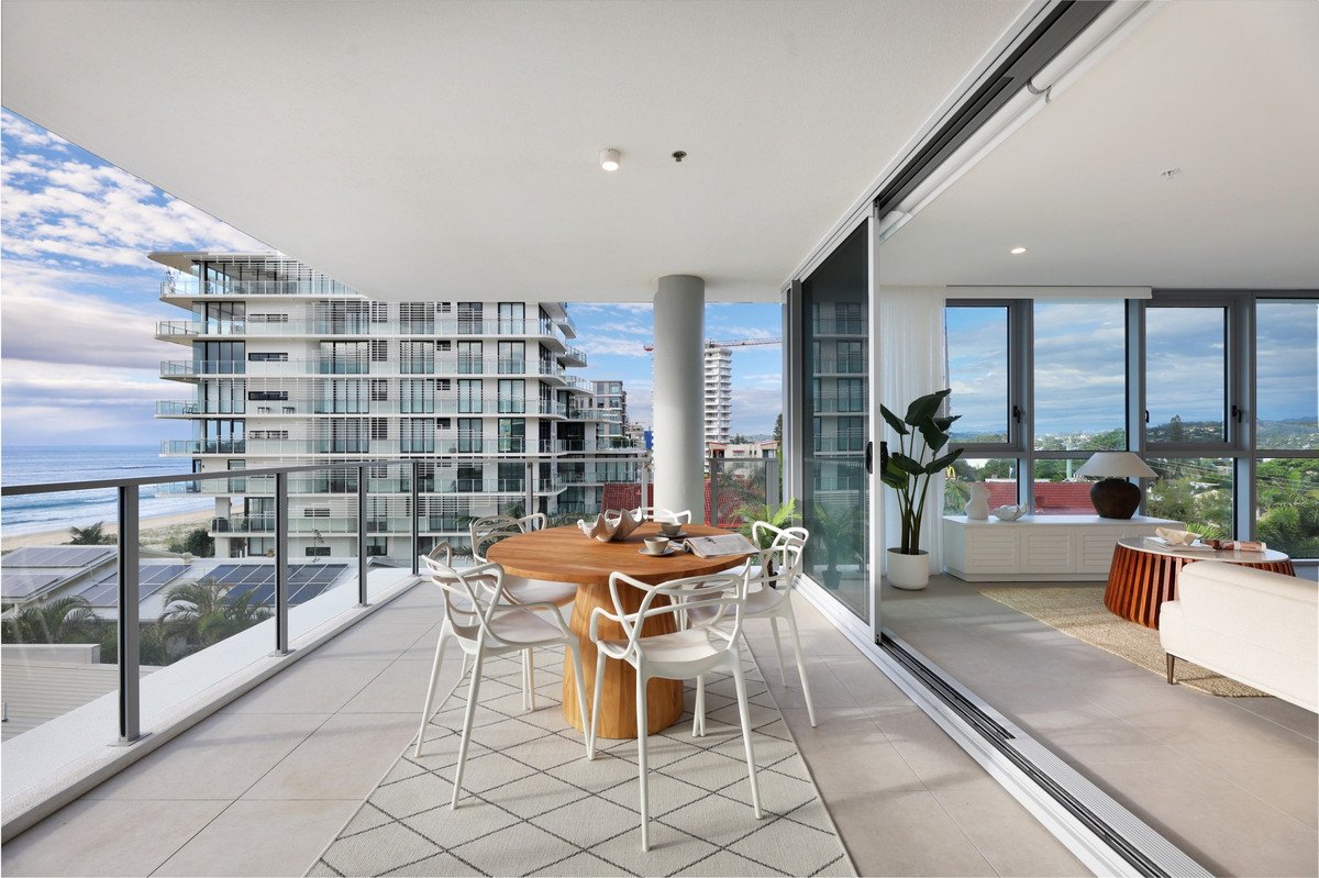 502/4 Twenty First Avenue Palm Beach 13