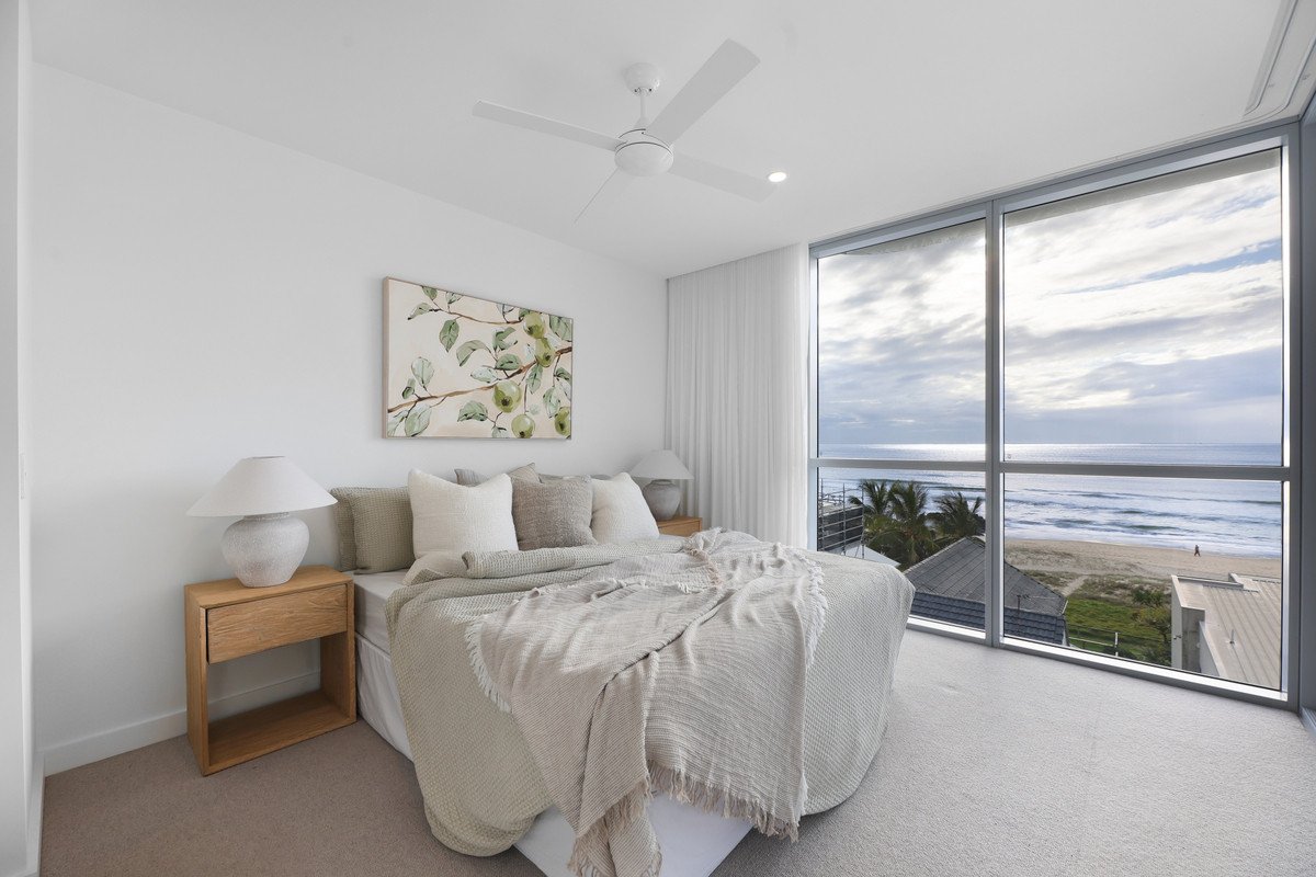 502/4 Twenty First Avenue Palm Beach 16