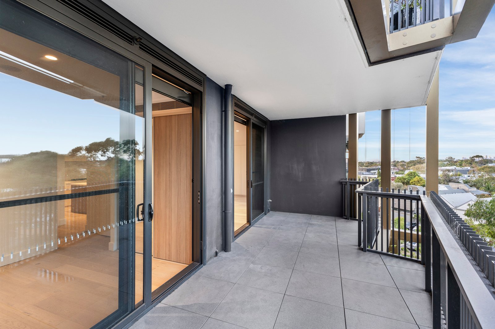 Gallery: 502c/10 Koolkuna Lane