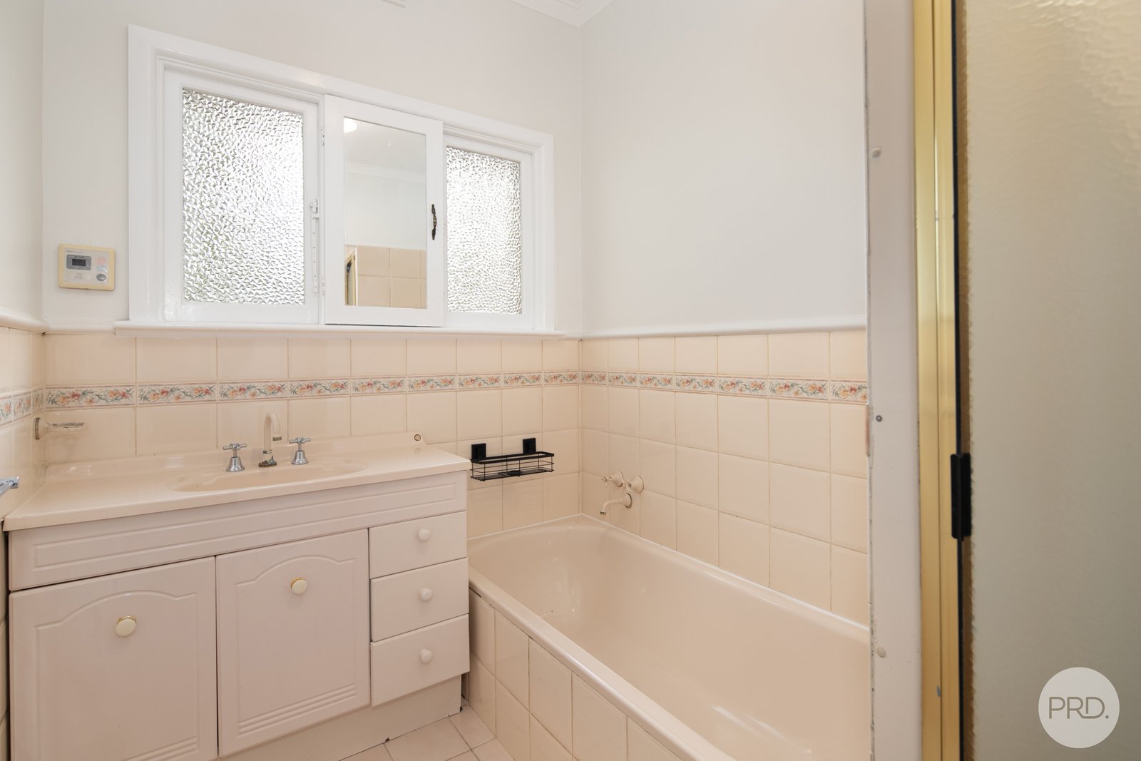 503 Nicholson Street BLACK HILL 9
