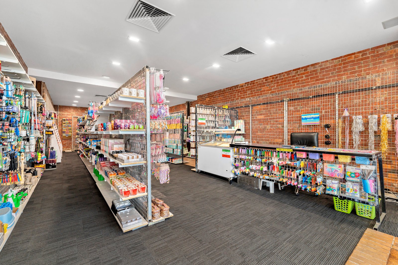 Gallery: 503 North Road