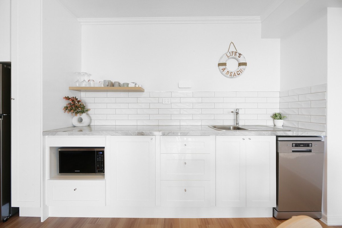 503/138 Ferny Avenue Surfers Paradise 3