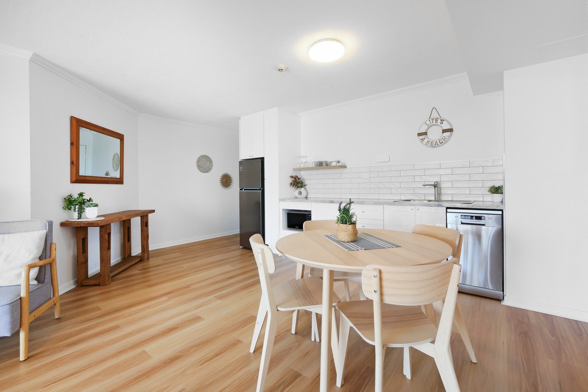 503/138 Ferny Avenue Surfers Paradise 4