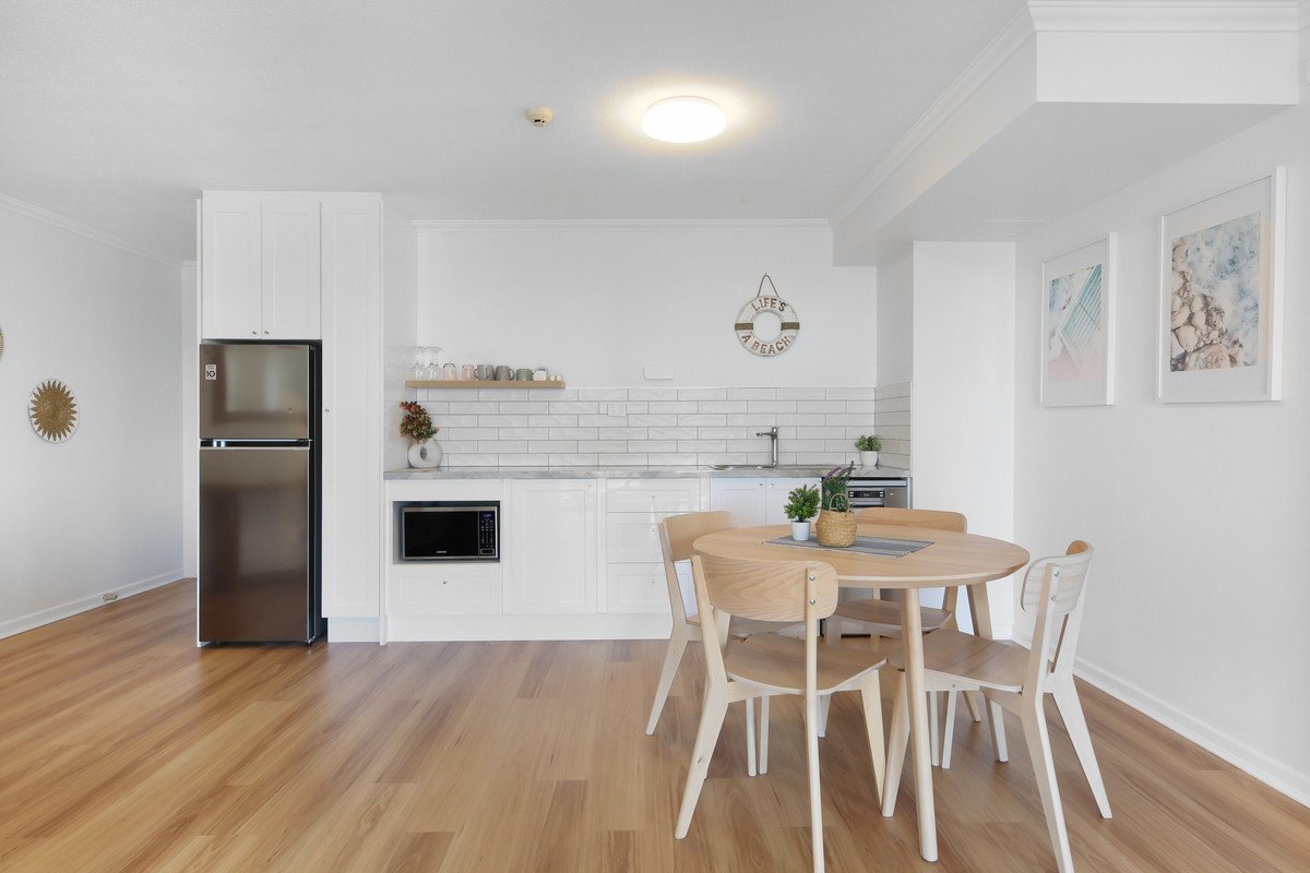 503/138 Ferny Avenue Surfers Paradise 5