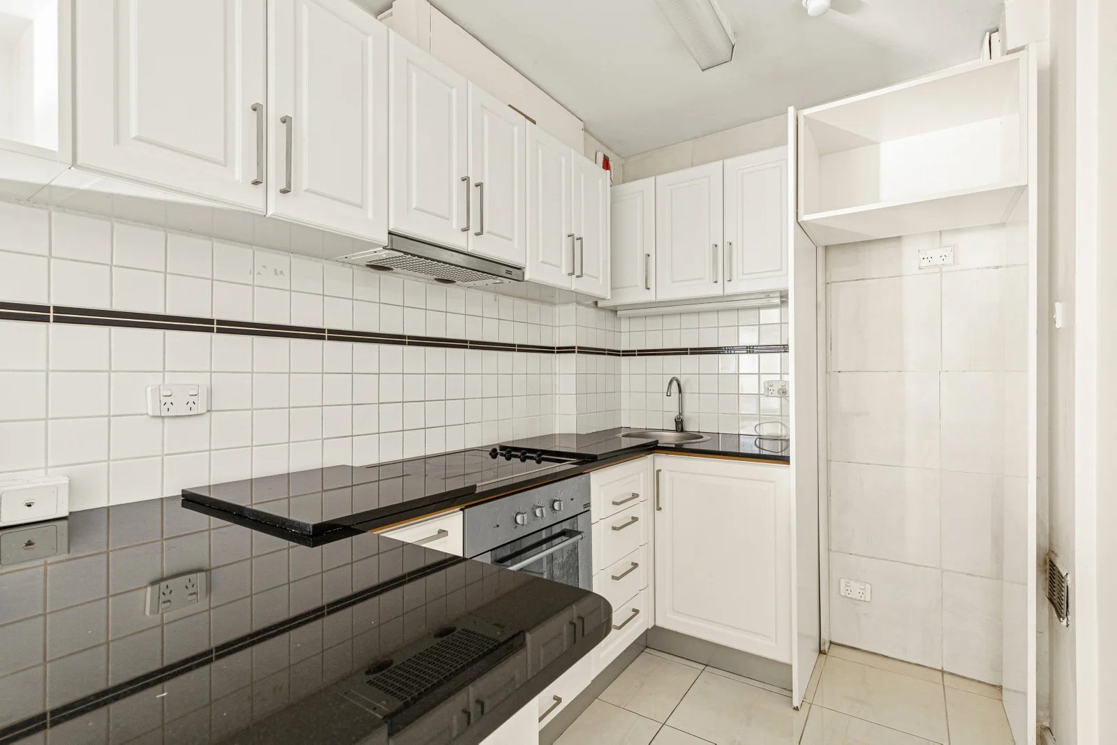 Gallery: 503/15 Collins Street