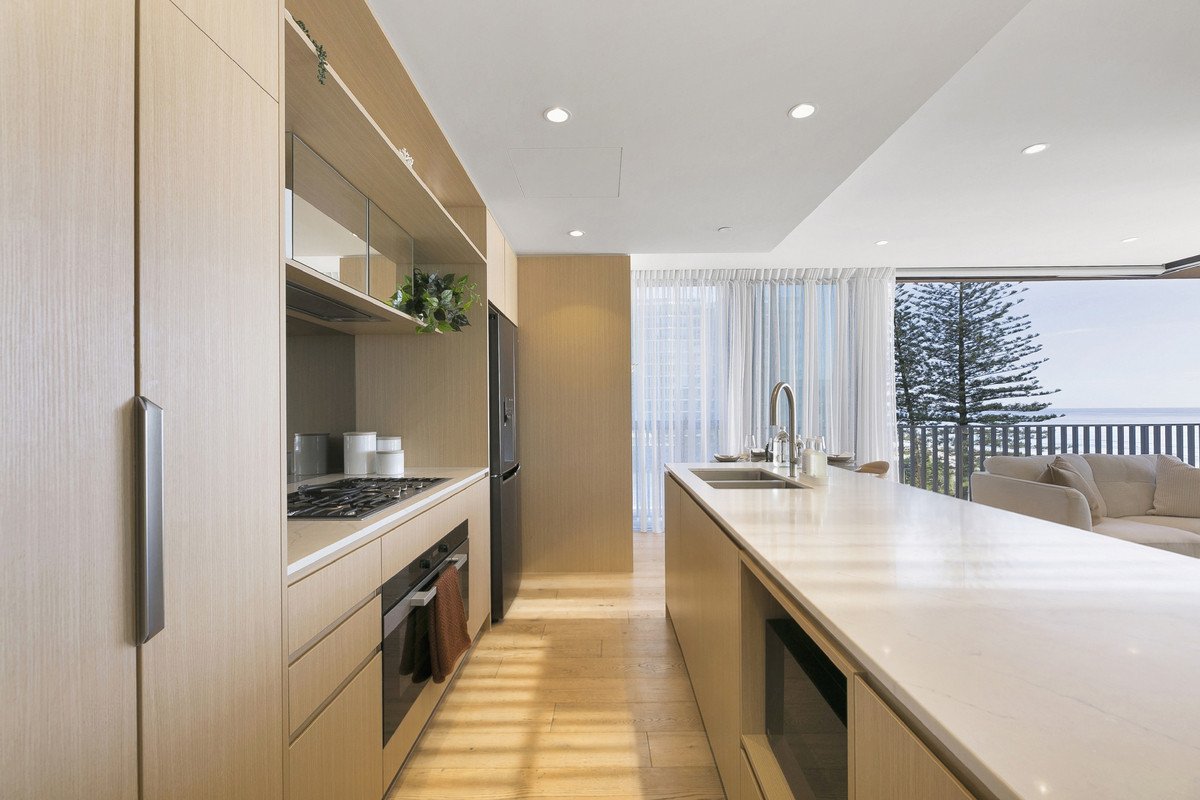 503/4 Seventeenth Avenue Palm Beach 6
