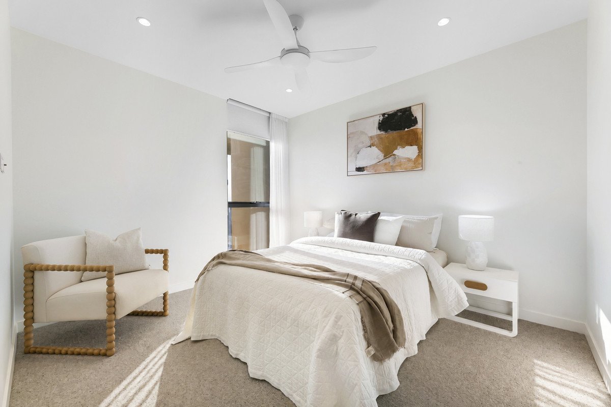 503/4 Seventeenth Avenue Palm Beach 11