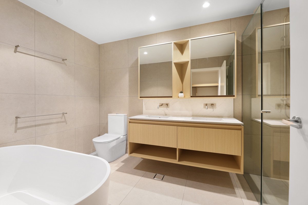 503/4 Seventeenth Avenue Palm Beach 12