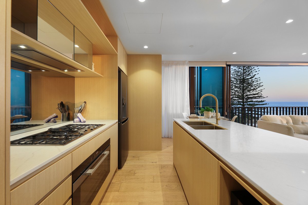 503/4 Seventeenth Avenue Palm Beach 4