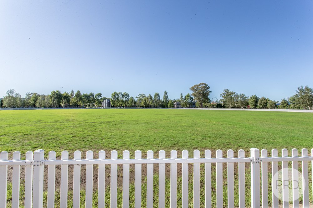 503/60 Lord Sheffield Circuit PENRITH 14