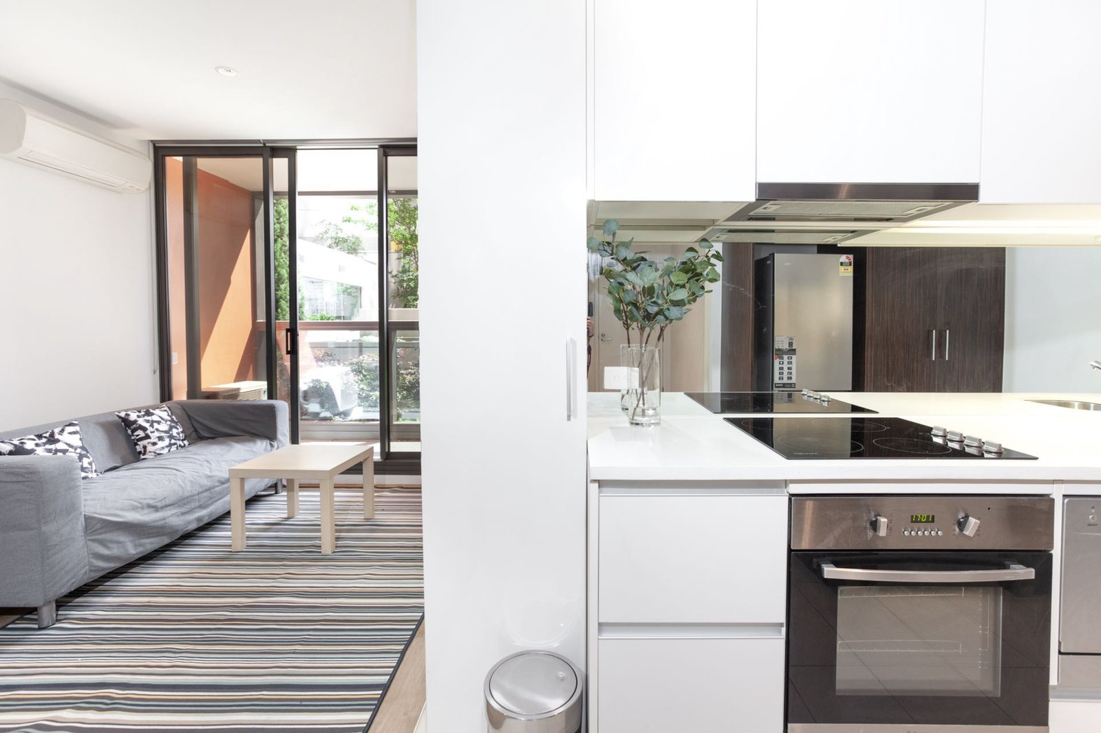 Gallery: 503/639 Lonsdale Street