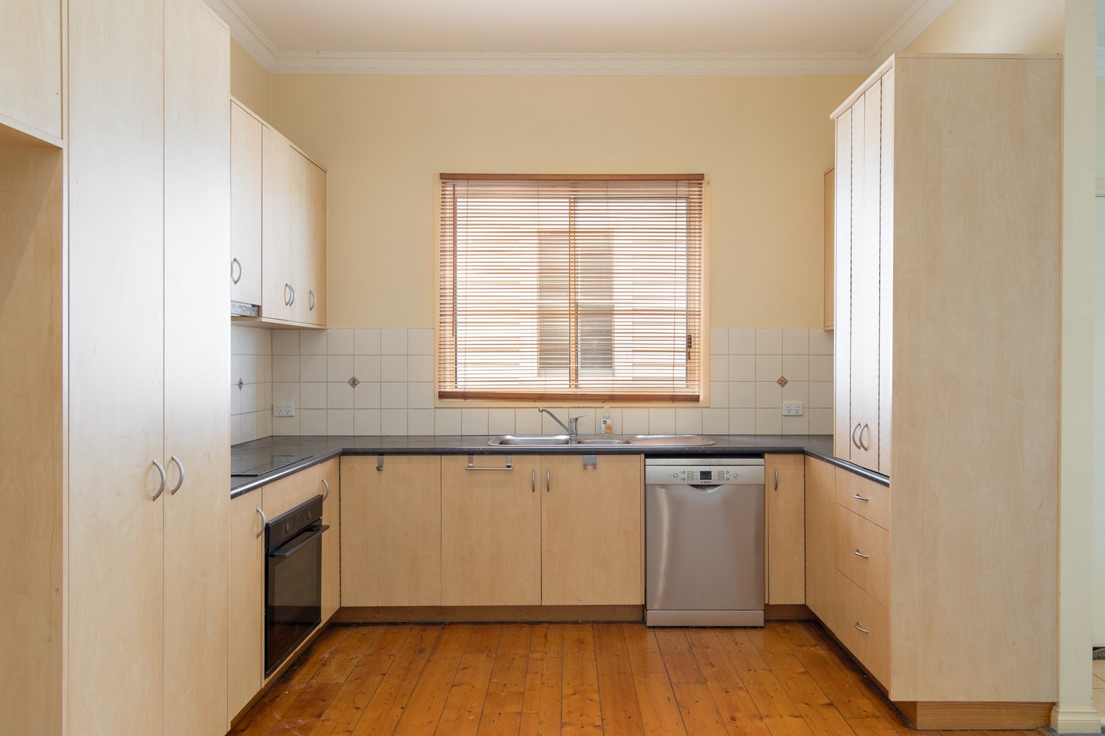 Gallery: 504 Ligar Street