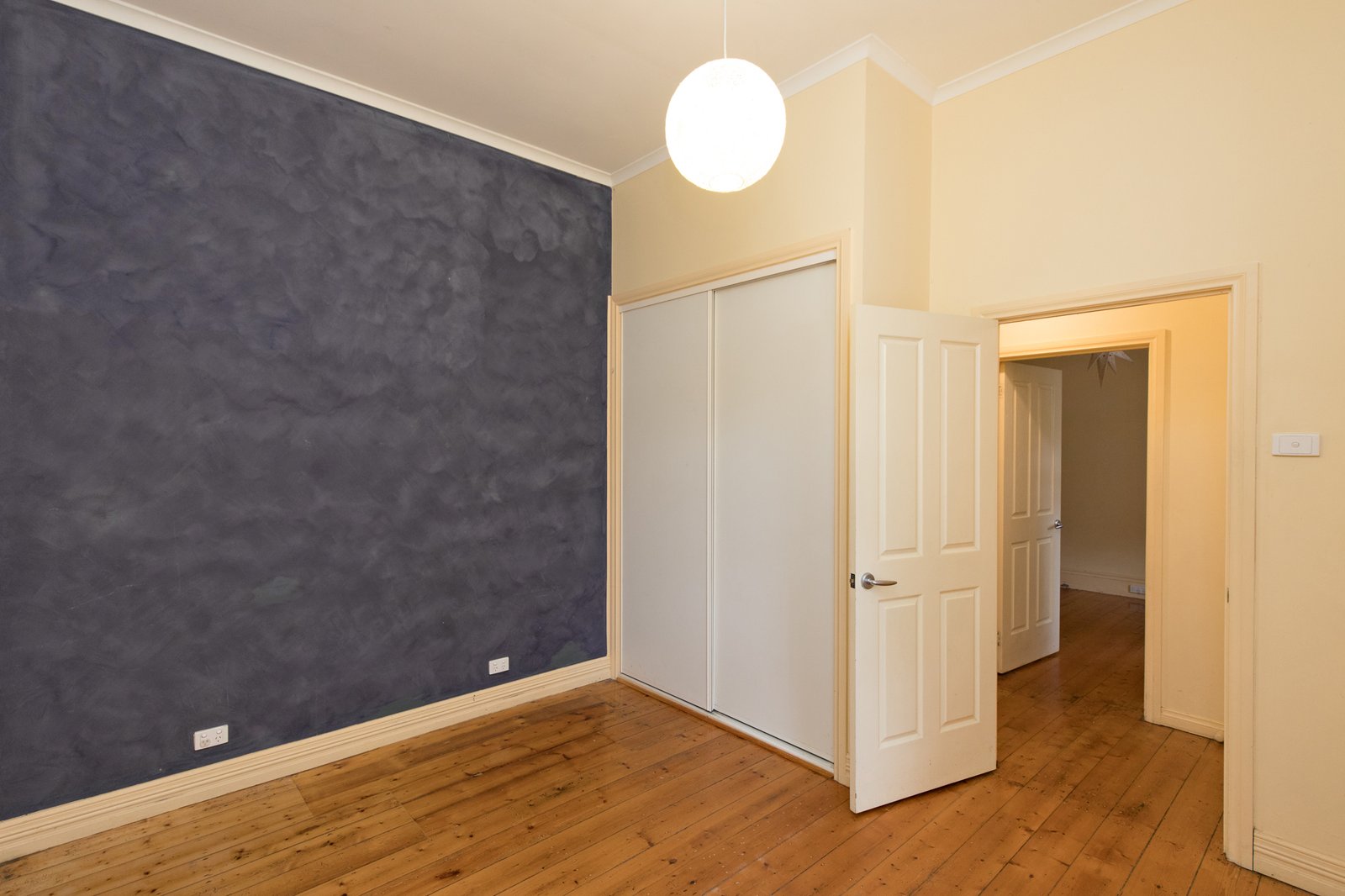 Gallery: 504 Ligar Street