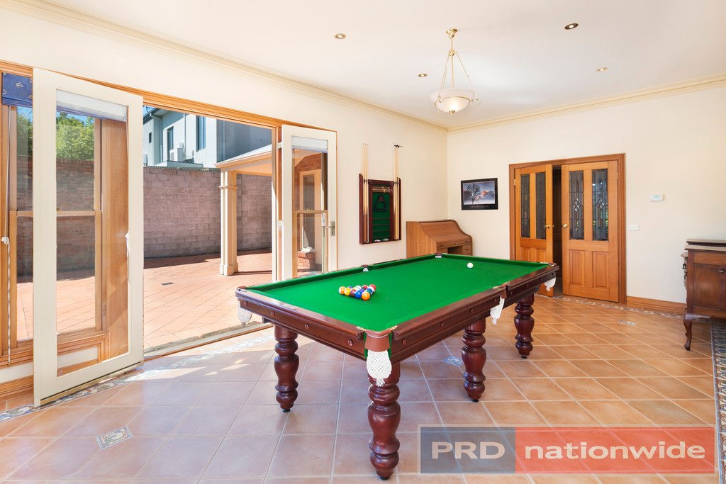 504 Wendouree Parade LAKE WENDOUREE 8