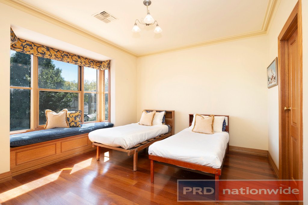 504 Wendouree Parade LAKE WENDOUREE 13