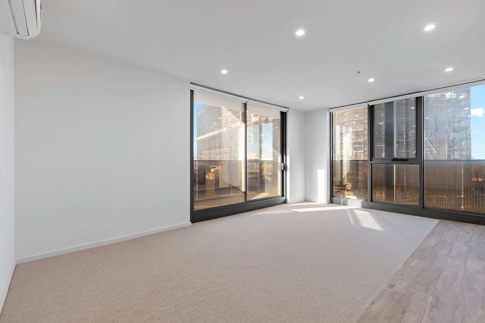 Gallery: 504/2 Caulfield Boulevard