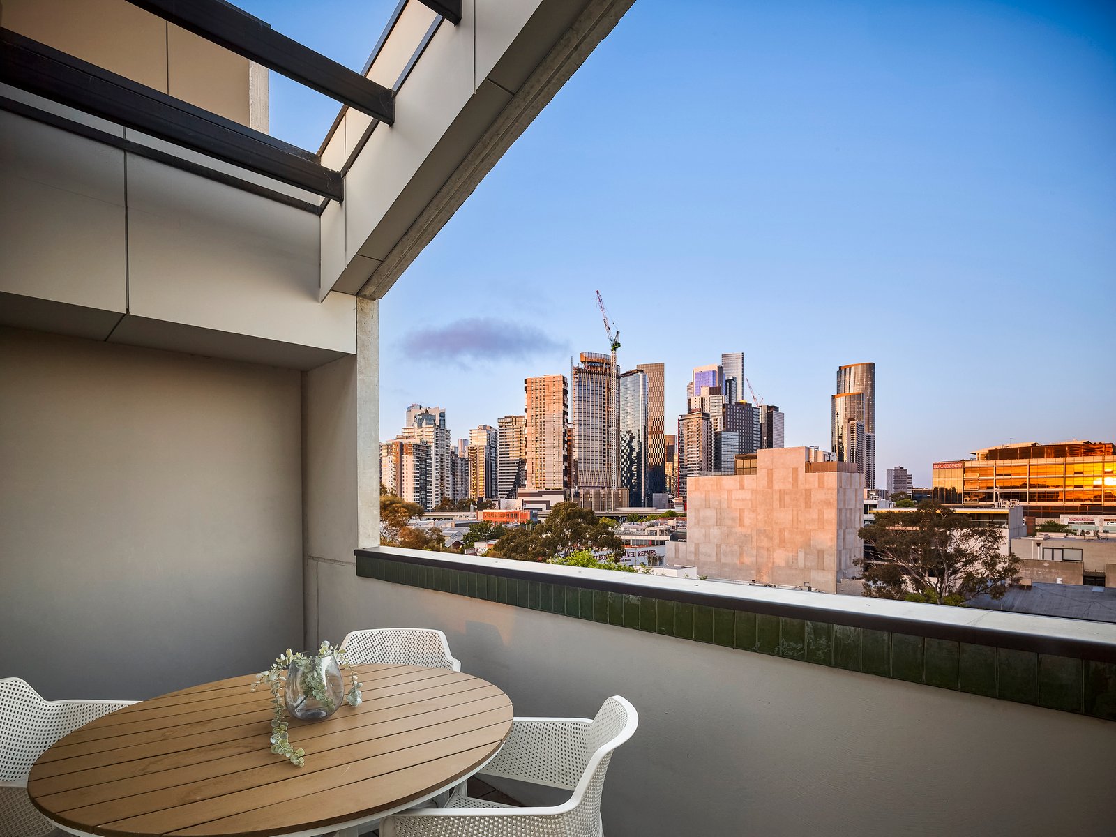 Gallery: 504/201 Ferrars Street