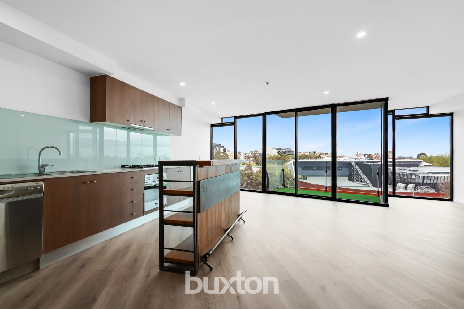 Gallery: 504/83 Queens Road