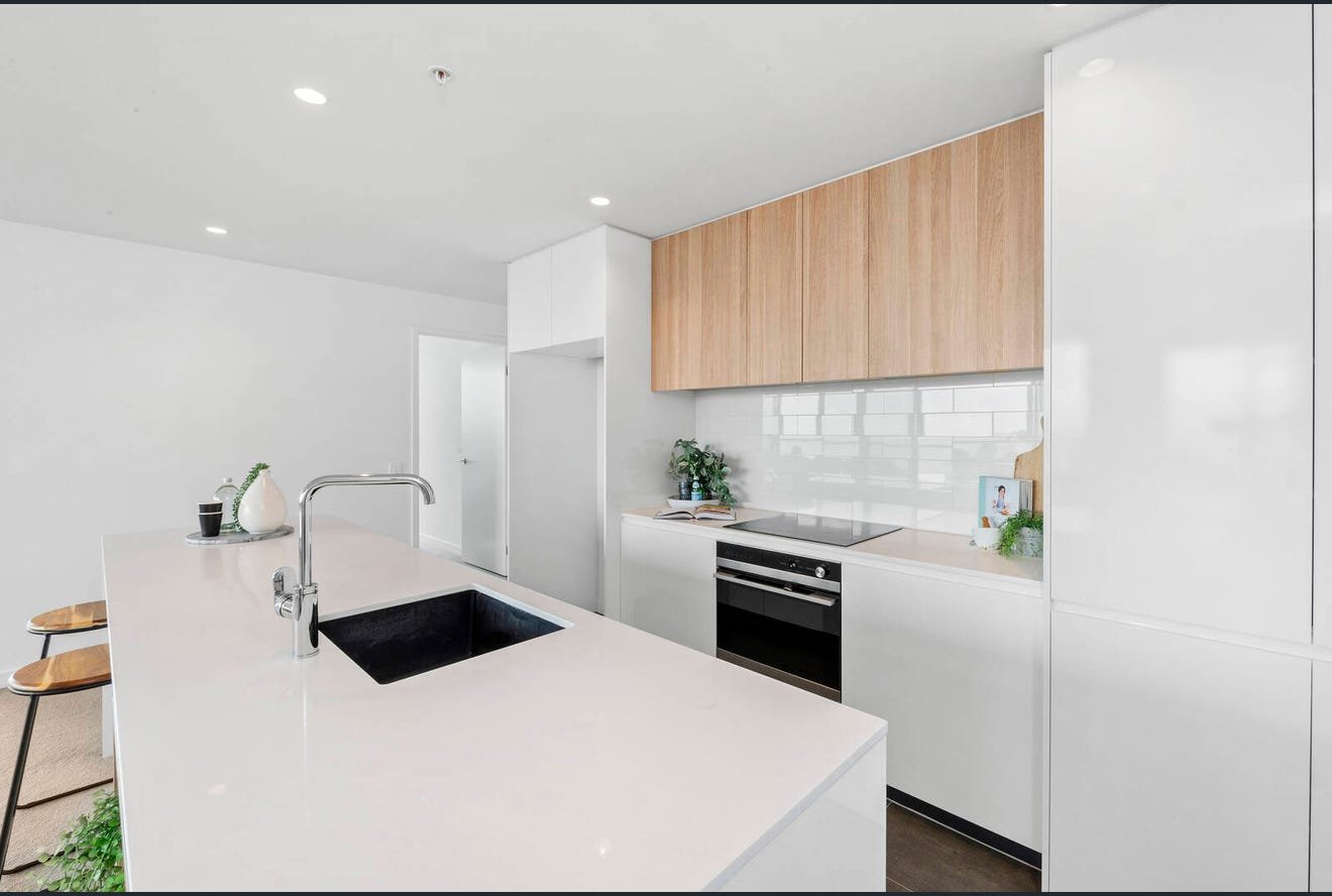 Gallery: 505/18 Cavendish Street