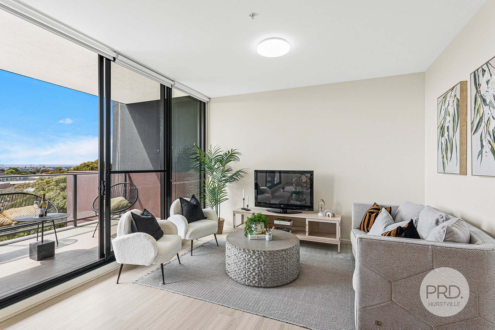505/1B Pearl Street HURSTVILLE 2