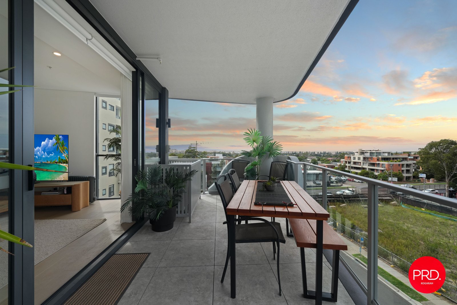 505/80 Regent Street KOGARAH 2