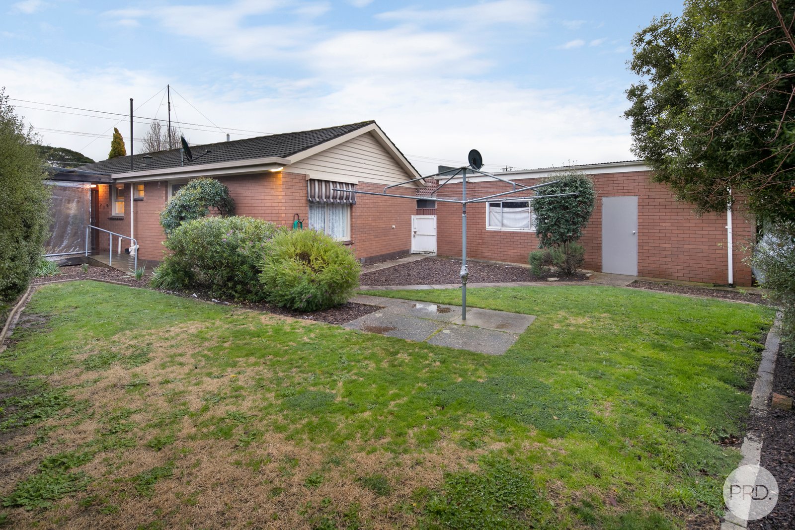 506 Gillies Street North WENDOUREE 9