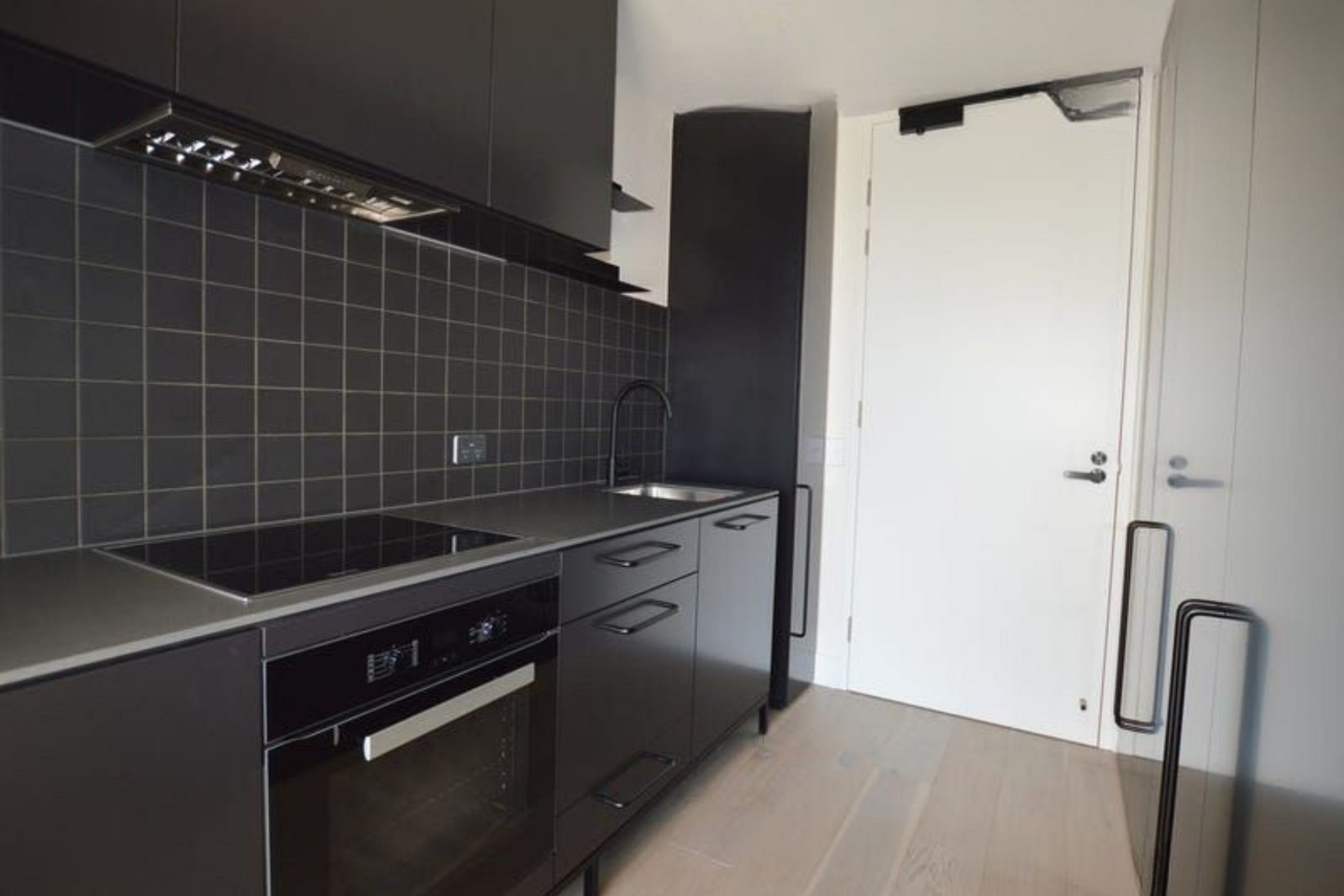 Gallery: 506/1 Porter Street