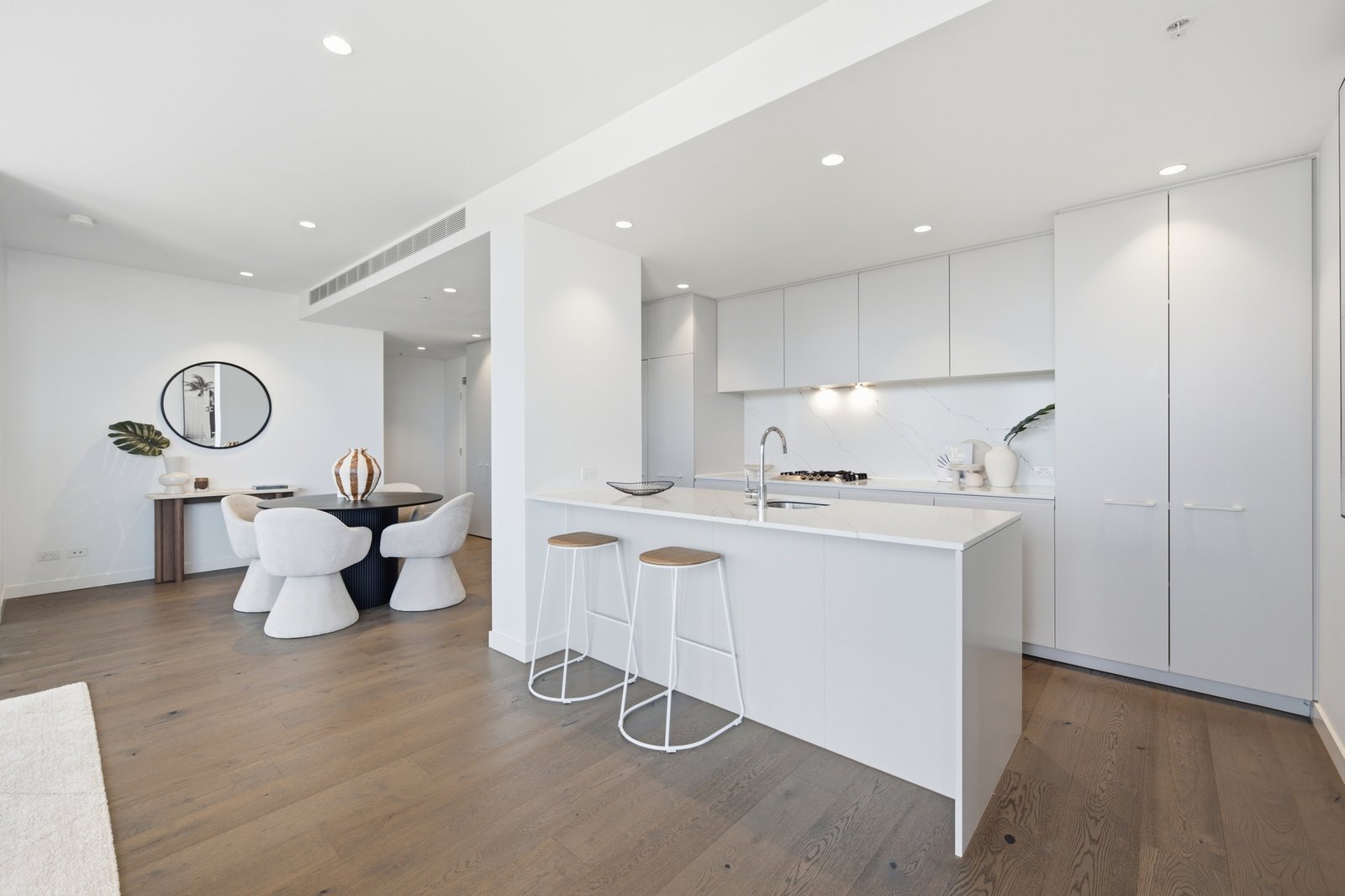 Gallery: 506/12 Railway North Walk