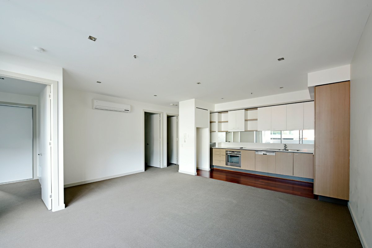 Gallery: 506/12 Yarra Street