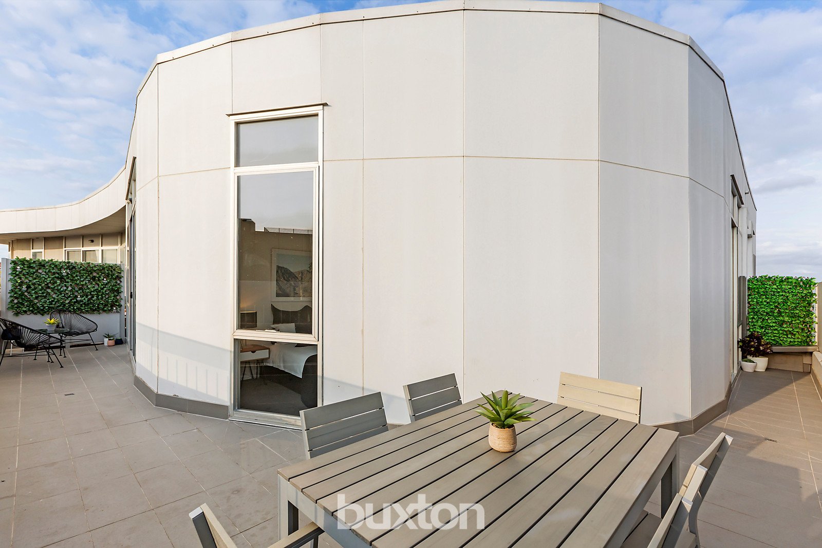 Gallery: 506/163 Inkerman Street