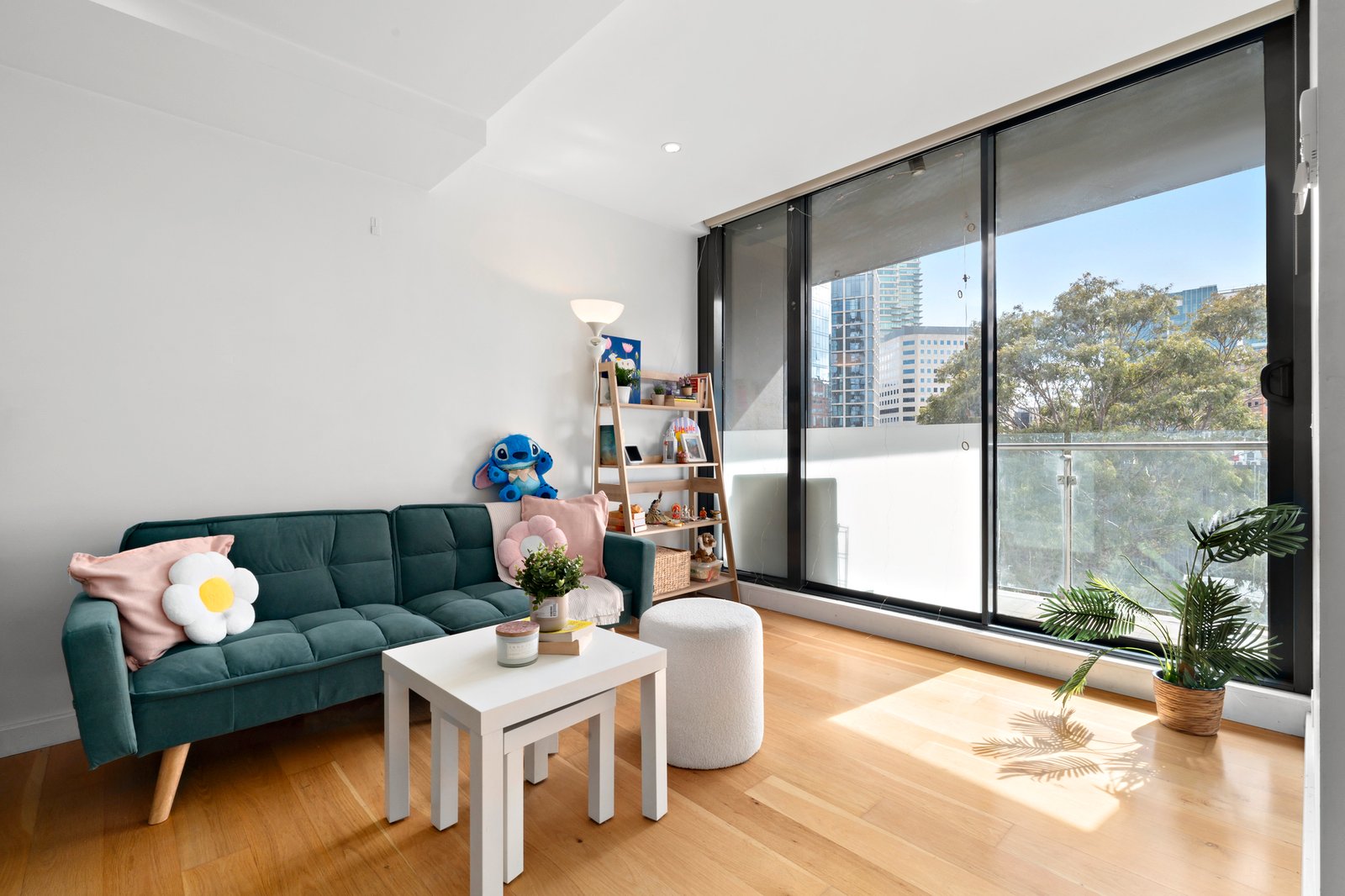 Gallery: 506/338 Kings Way