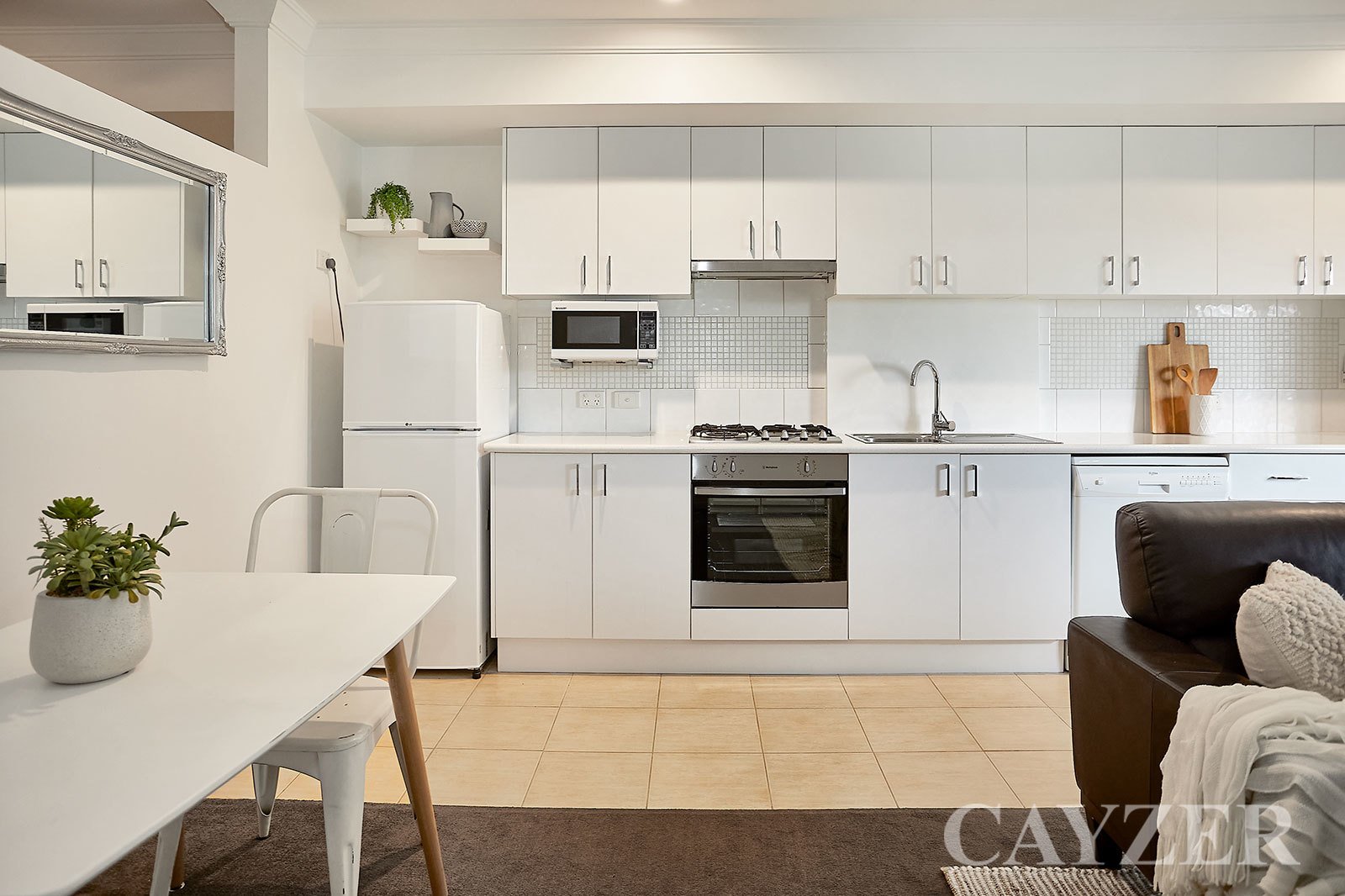 Gallery: 506/67-71 Stead Street