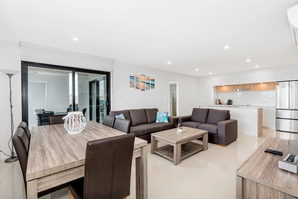 506/9 Hooker Blvd  BROADBEACH WATERS 5