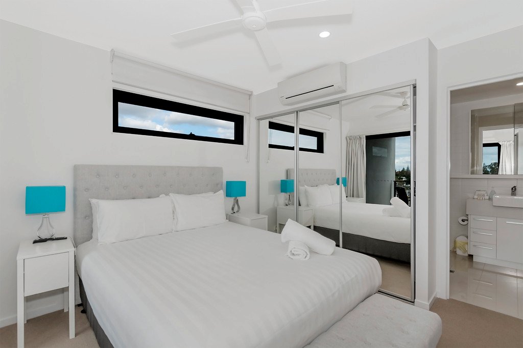 506/9 Hooker Blvd  BROADBEACH WATERS 9