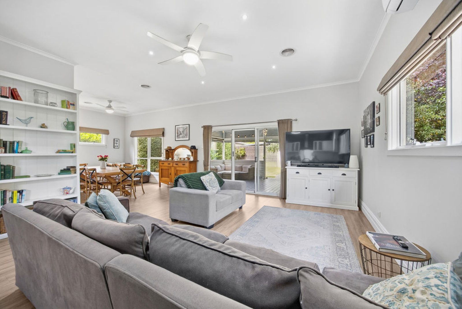 Gallery: 507 Ripon Street South