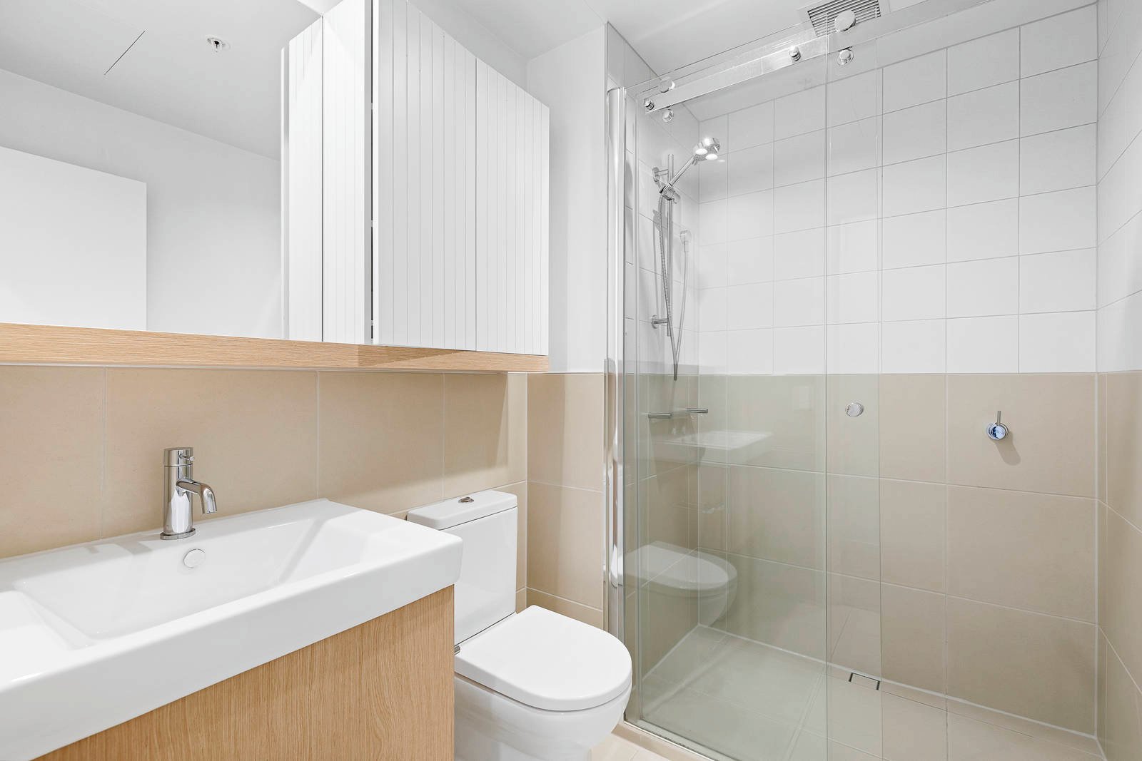 Real Estate and Property in 507/15 Bond Street, Caulfield North, VIC