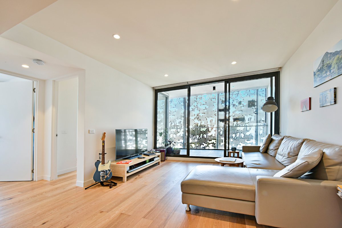 Gallery: 507/158 Smith Street