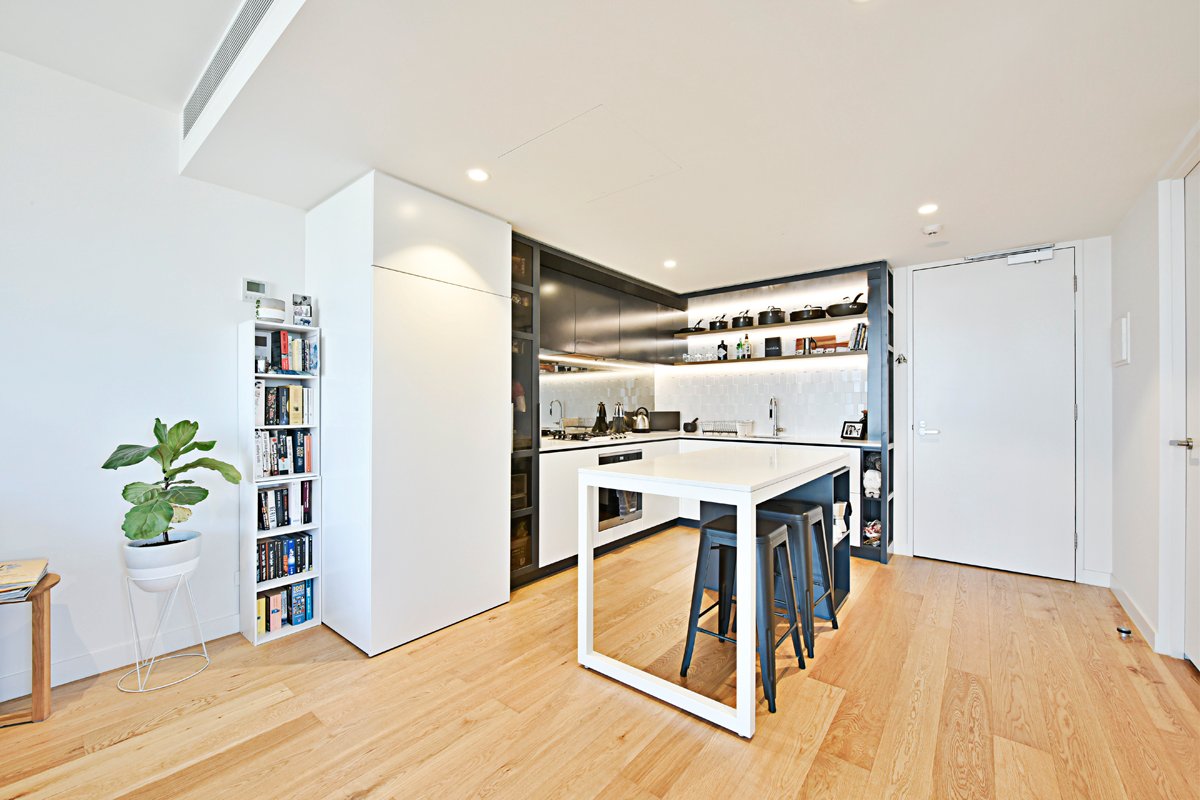 Gallery: 507/158 Smith Street
