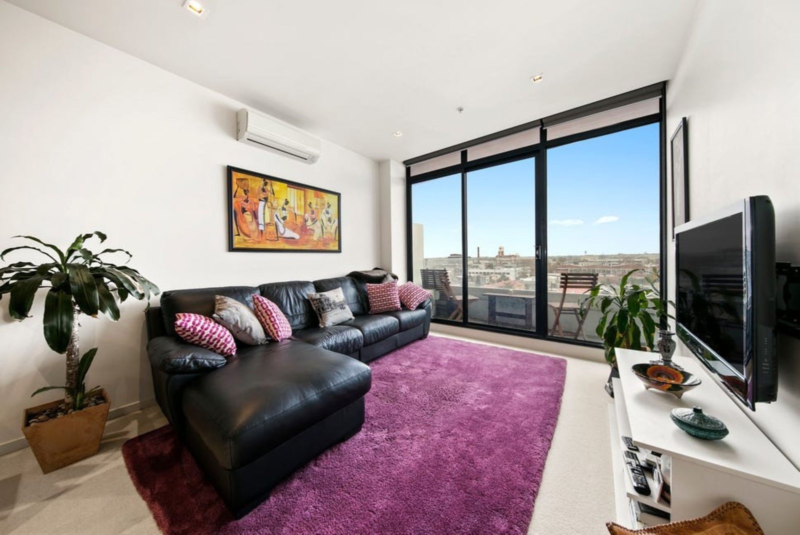 Gallery: 507/163 Cremorne Street